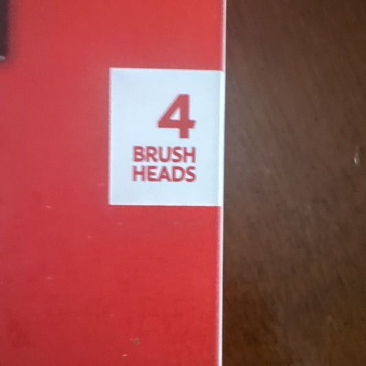 Colgate 360 Floss Tip replaceable toothbrush refill heads package showing quantity of 4 brush heads on red background