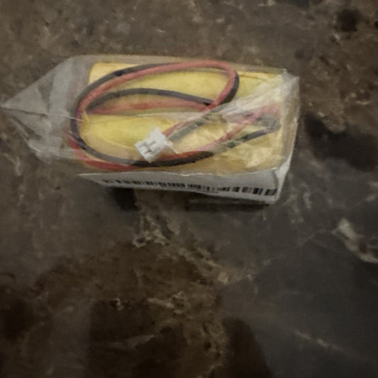 4.8V 700mAH Ni-Cd rechargeable AA battery with SM 2P plug and attached red and black wires in plastic packaging