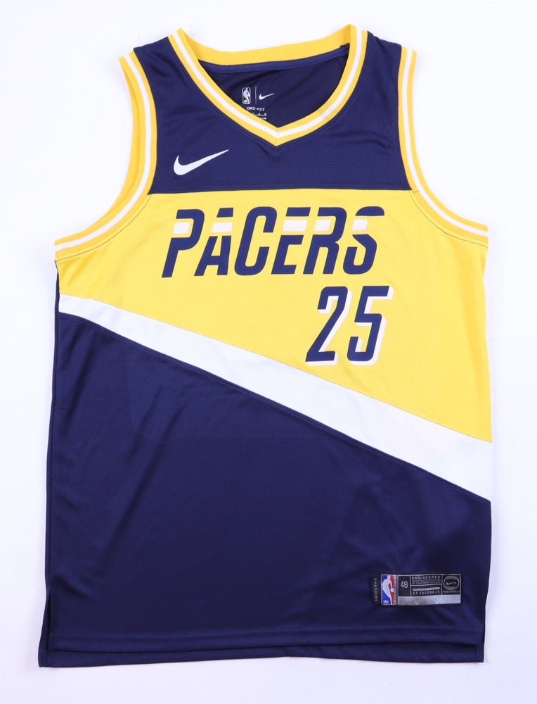 Jalen Smith Signed Jersey (PSA) (view 3)