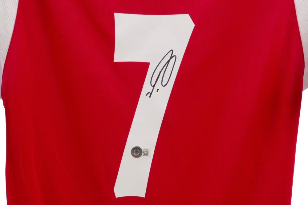 Robert Pires Signed Arsenal Jersey (Beckett) (view 3)