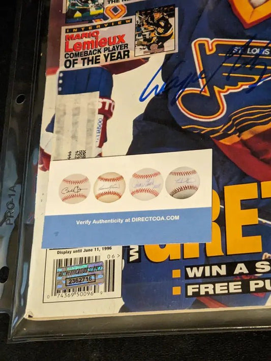 Wayne Gretzky Autographed Price Guide Magazine with coa - Price Is Right Miami
