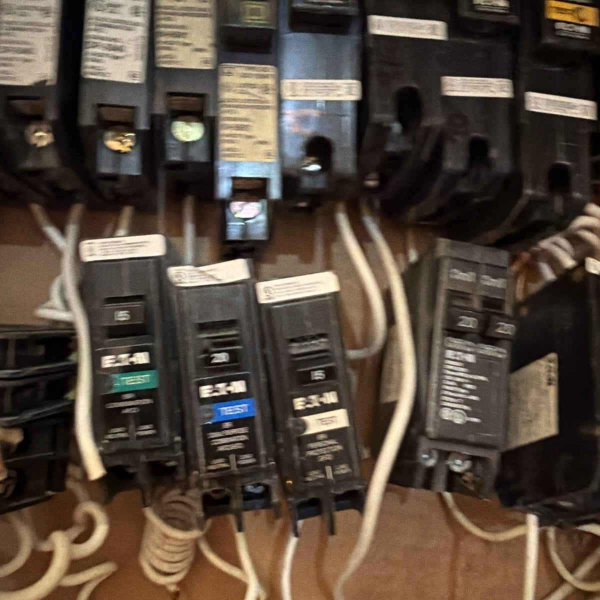 Bulk Lot of 22 AFCI GFCI Circuit Breakers Mix Eaton Square D QO 15A 20A