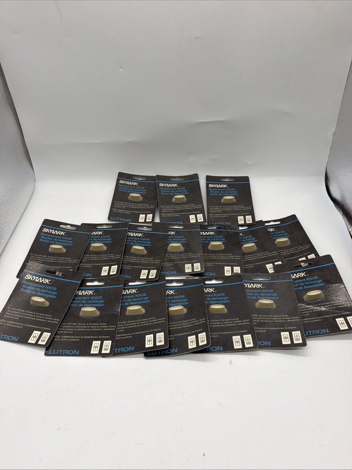 Lot of 17 Lutron Skylark SK-IV Dimmer Replacement Knobs Ivory