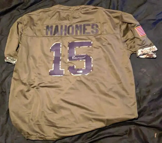 Patrick Mahomes II autographed jersey with coa