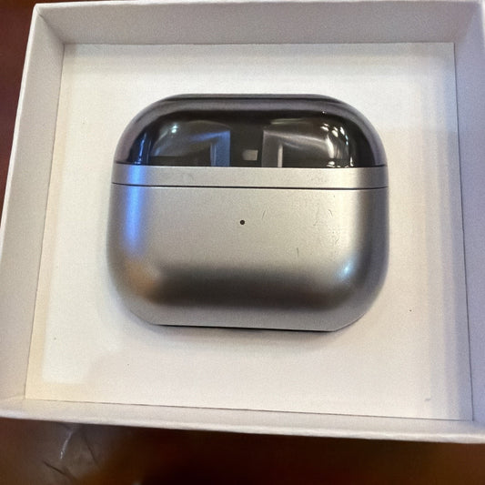 Samsung Galaxy Buds3 SM-R530 True Wireless Bluetooth Earbuds Silver