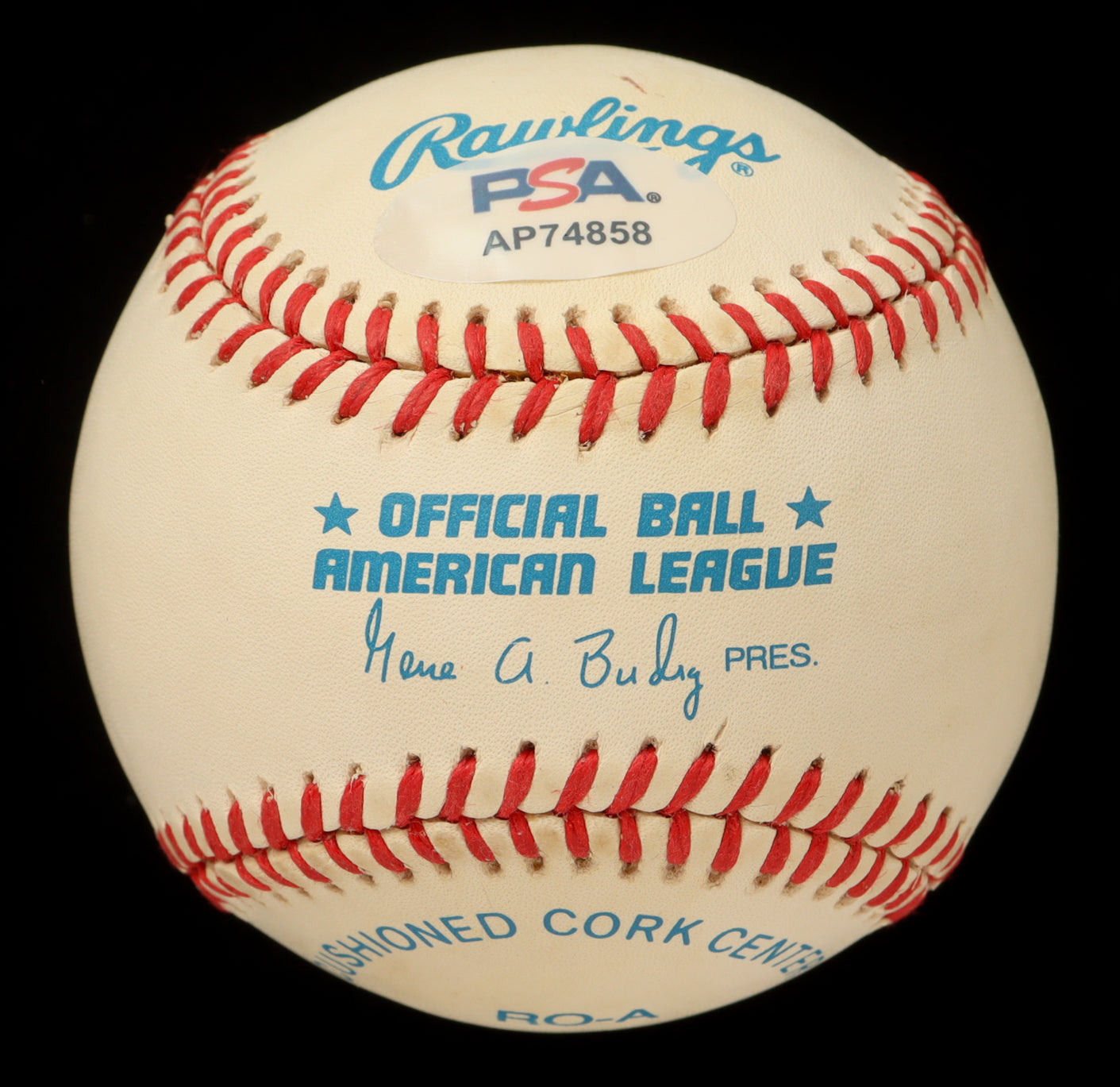 Mariano Rivera Signed OAL Baseball With Wood Base Display Case (PSA)