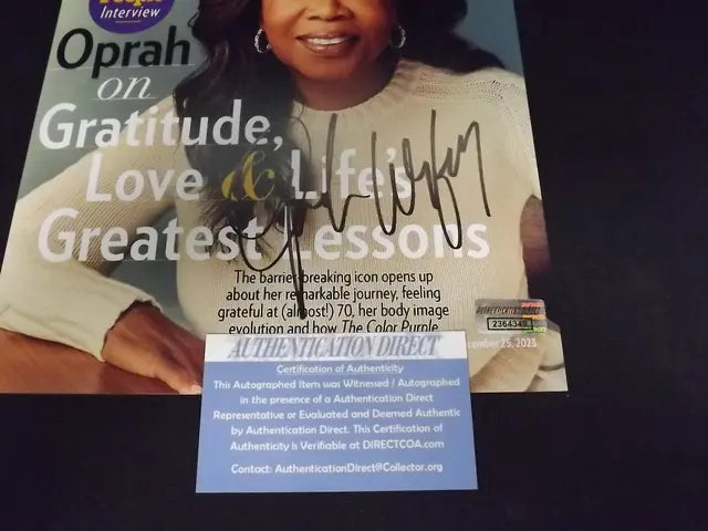 OPRAH WINFREY SIGNED 8X10 PHOTO AUD COA