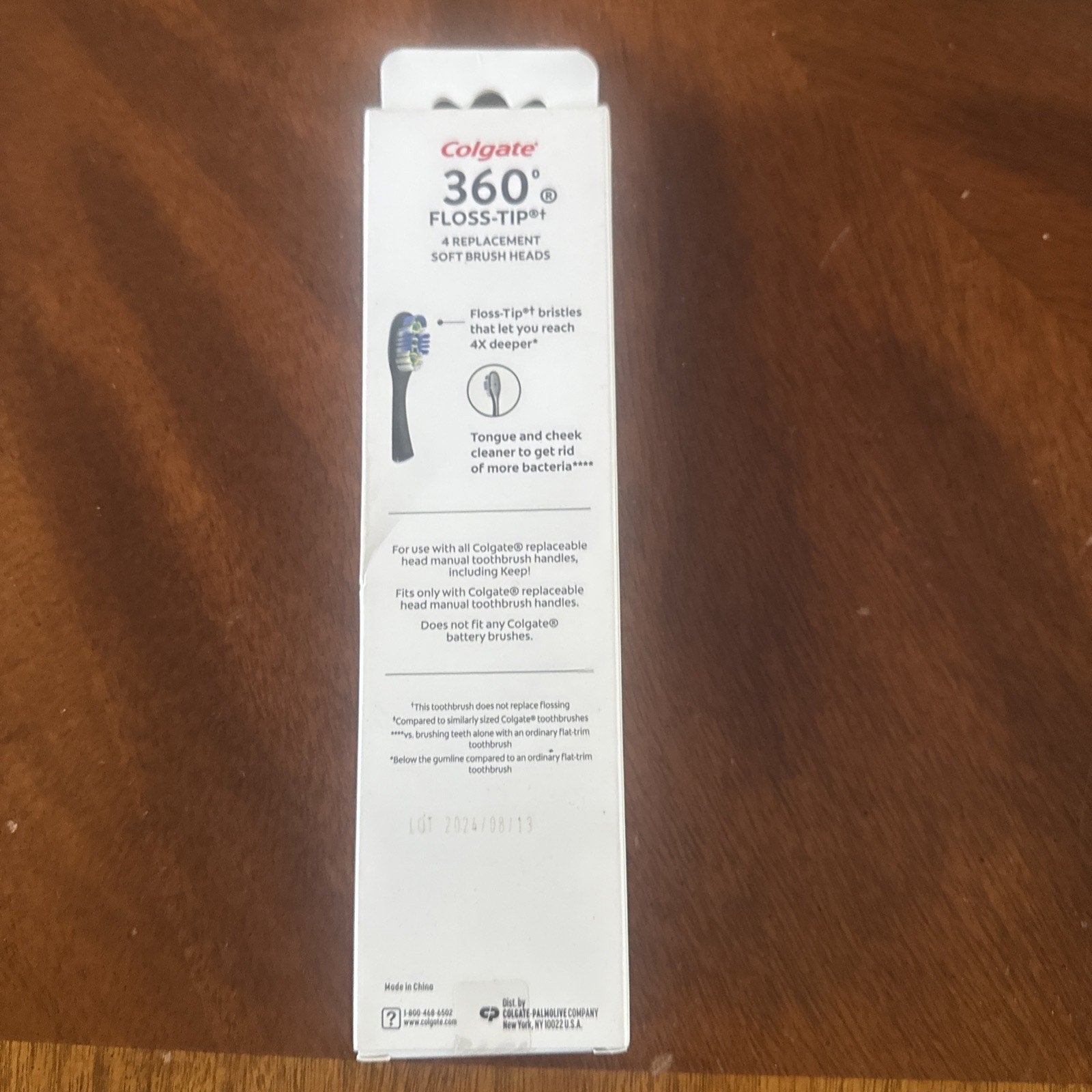 Colgate 360 Floss Tip toothbrush refill heads box showing product features and replacement information