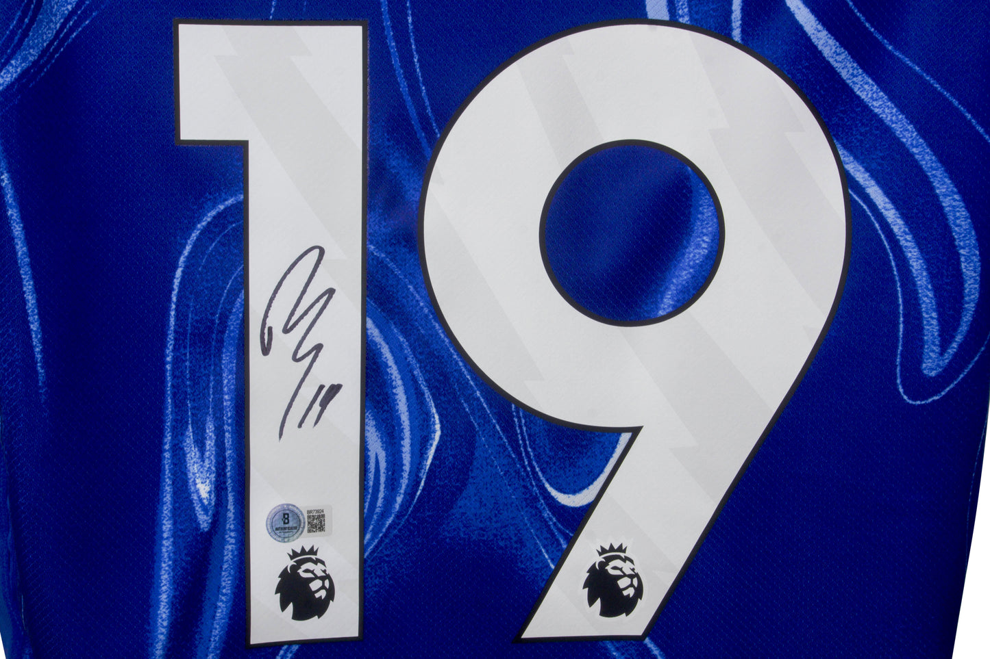 Jadon Sancho Signed Chelsea Jersey (Beckett) (view 2)