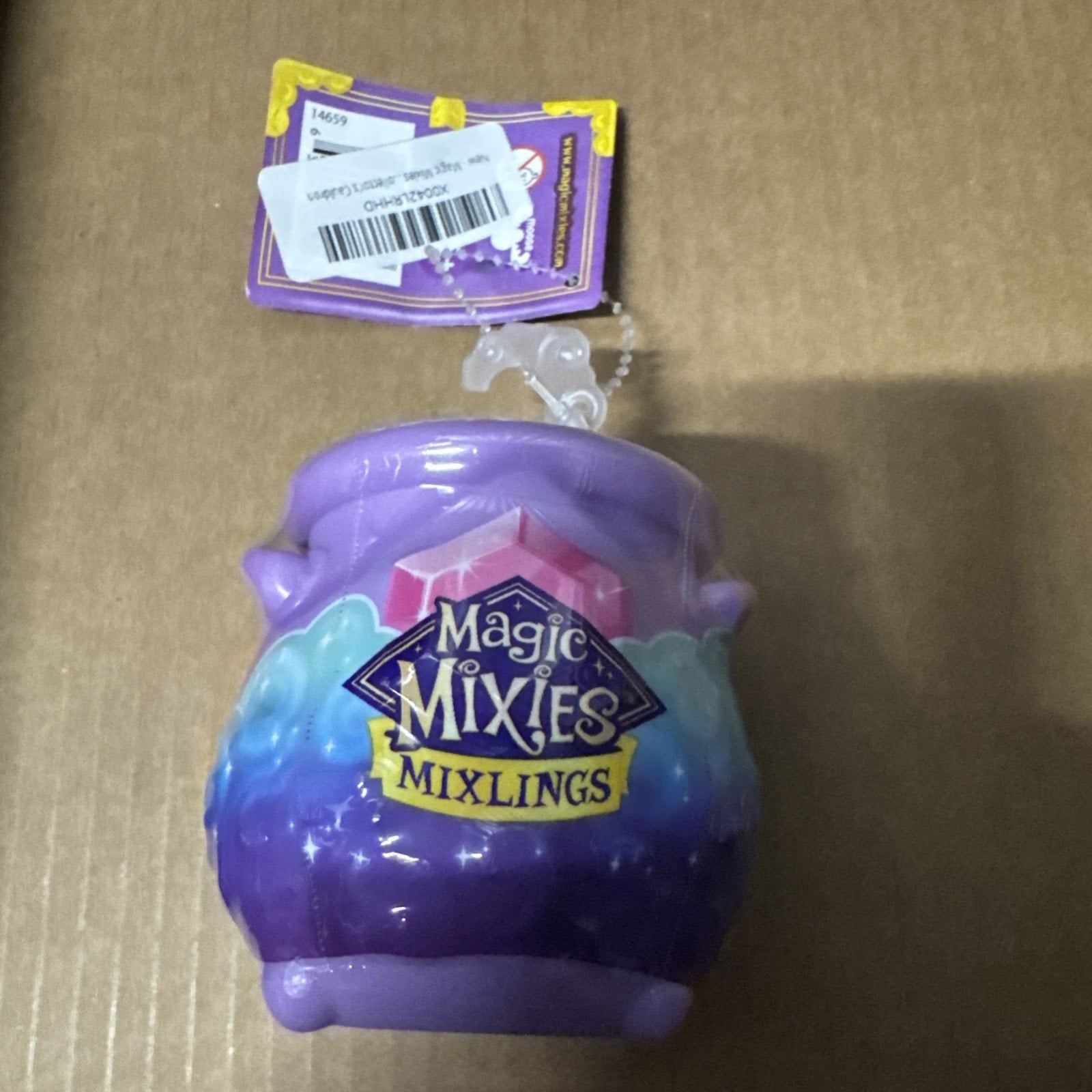 Magic Mixies Mixlings Collector's Cauldron 1 Pack factory sealed plastic playset with purple and blue cauldron design