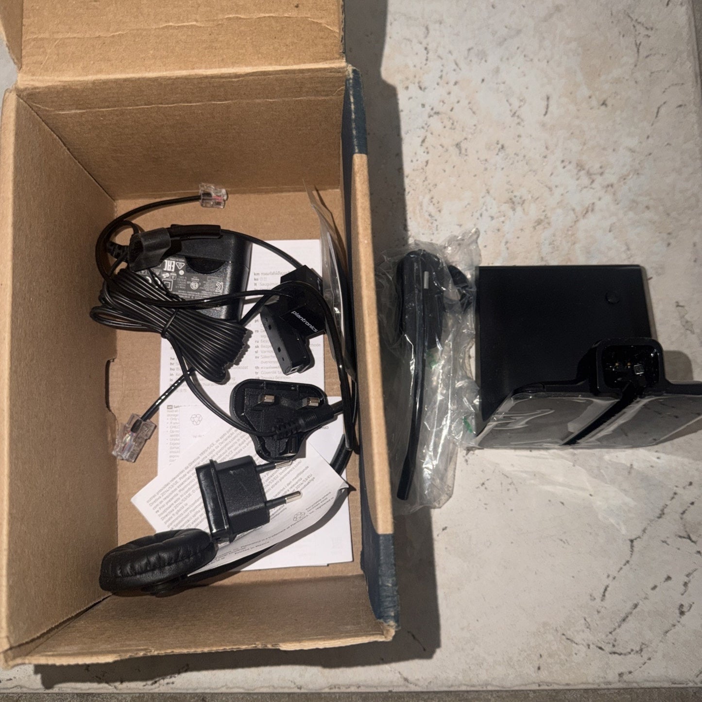 Poly Plantronics CS540A DECT Wireless Office Headset System with Base