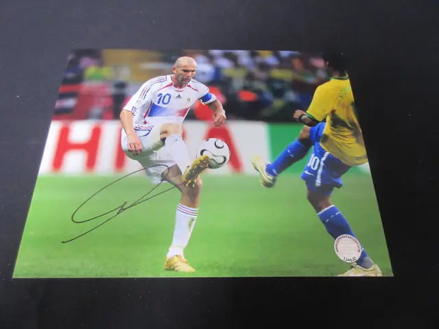 Zinedine Zidane Signed 8x10 Photo SSC COA