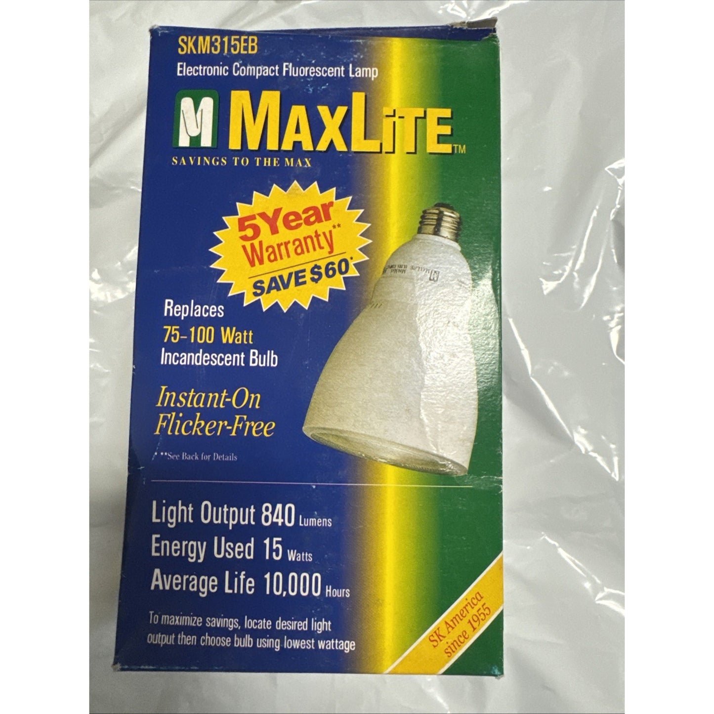 MaxLite SKM315EB 15W CFL bulb box with 840 lumens, instant on, flicker-free, replaces 75-100W incandescent bulb