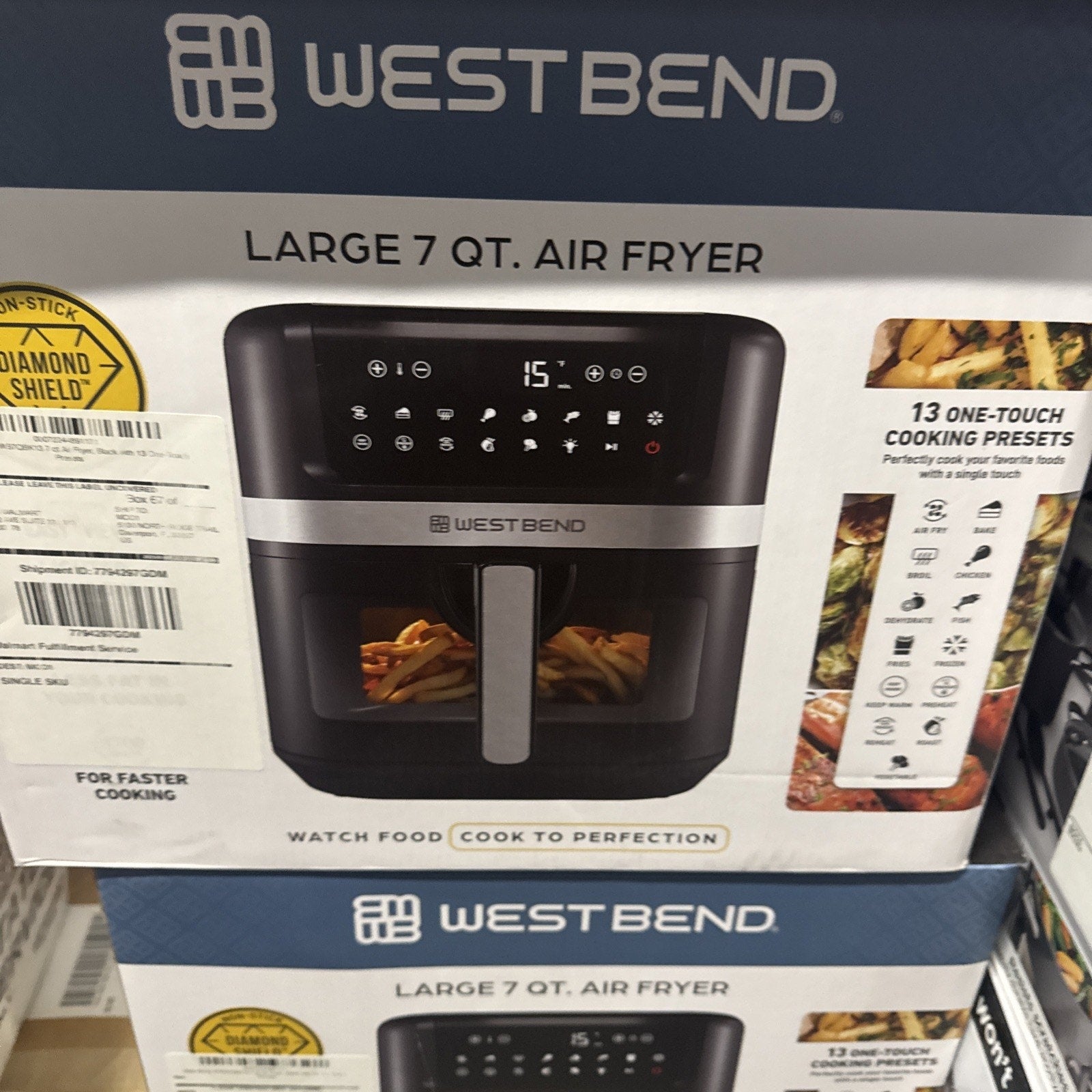 West Bend 7 quart air fryer with digital display and 13 one-touch presets for versatile cooking options
