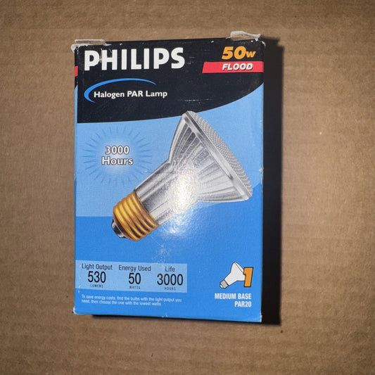 Boxed Philips 50-watt halogen PAR flood lamp with medium base, highlighting 3000 hours lifespan, 530 lumens light output, and energy usage details on blue and black packaging.