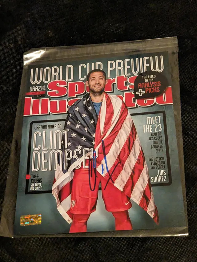 Clint Dempsey Team USA Autographed 8x10 Photo with coa