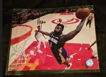 Zion Williamson Signed 8x10 Photo with coa