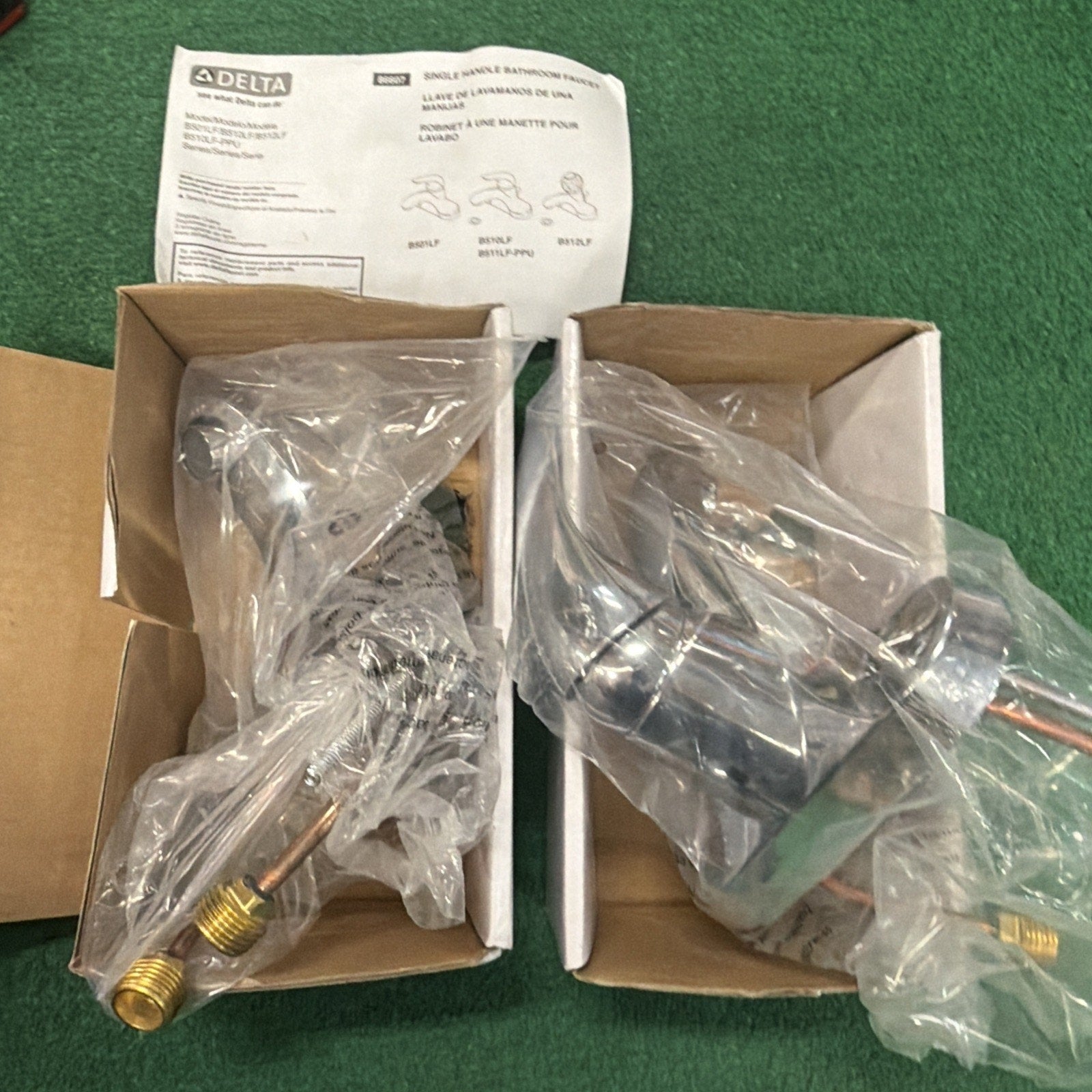 Delta Foundations 2-Pack Chrome 1-handle 4-in centerset Bathroom Faucet w/Drain