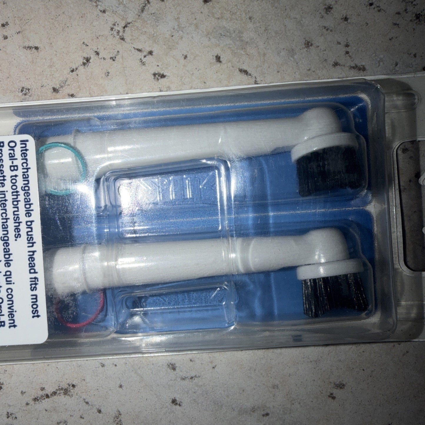 Oral-B Charcoal Infused Replacement Tooth Brush 3 Heads Whitening GENUINE NEW — Image 4
