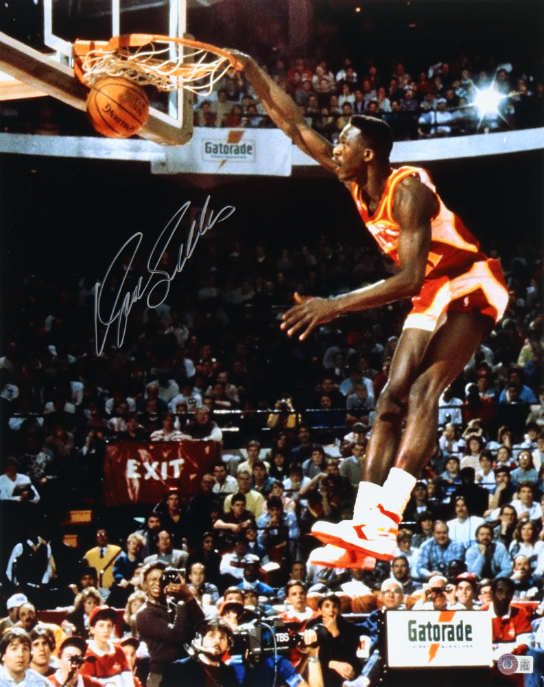 Dominique Wilkins Signed Hawks 16x20 Photo (Beckett) - Price Is Right Miami