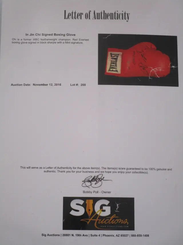 In Jin Chi signed autographed boxing glove Sig LOA - Price Is Right Miami