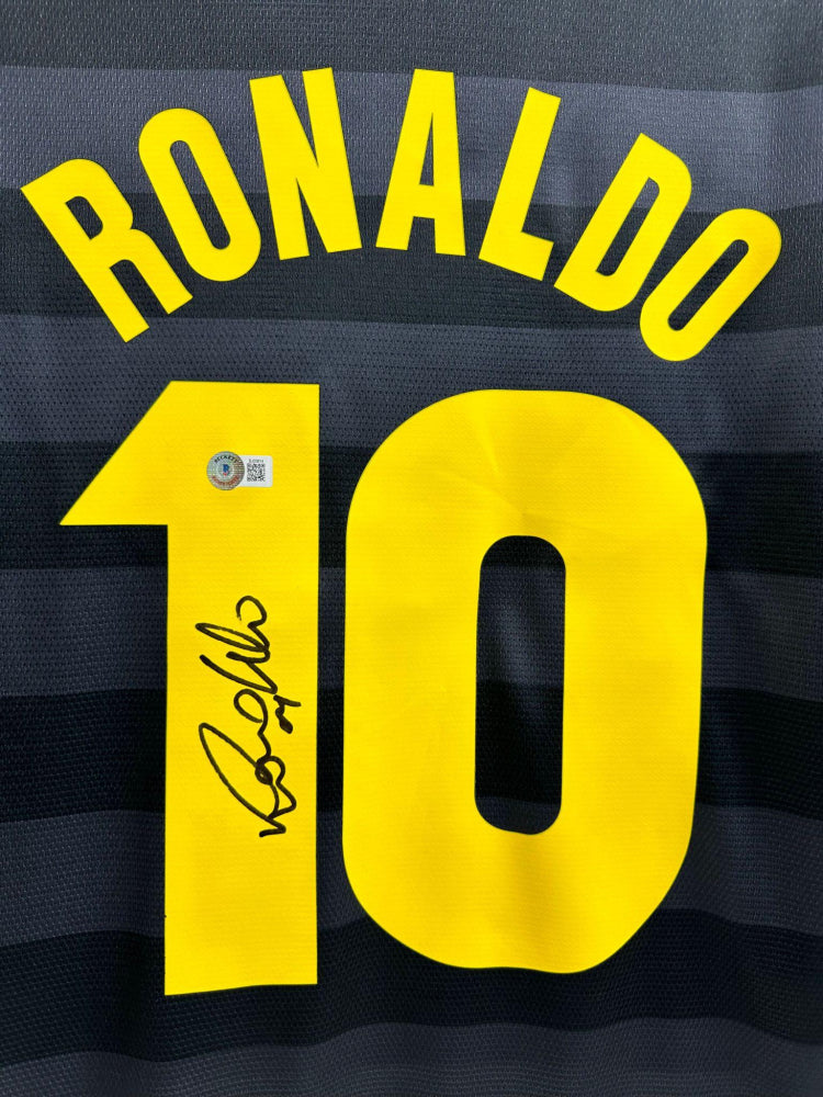 Ronaldo Nazario Signed Inter Milan Jersey (Beckett) - Price Is Right Miami