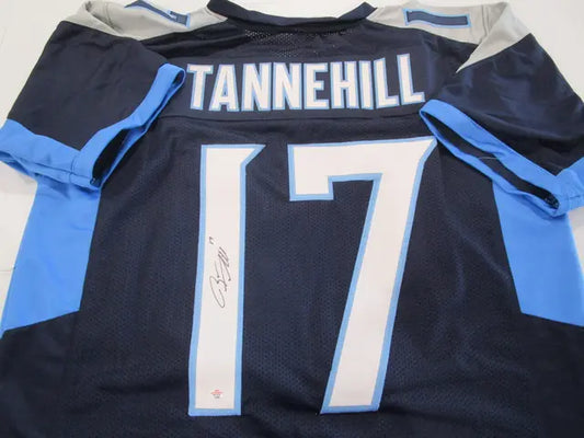 Ryan Tannehill of the Tennessee Titans signed autographed football jersey PAAS COA 485 - Price Is Right Miami