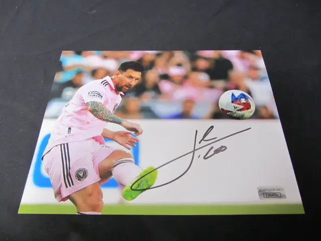 Lionel Messi Inter Miami Signed Photo 8 x 10 Certified COA 2364791