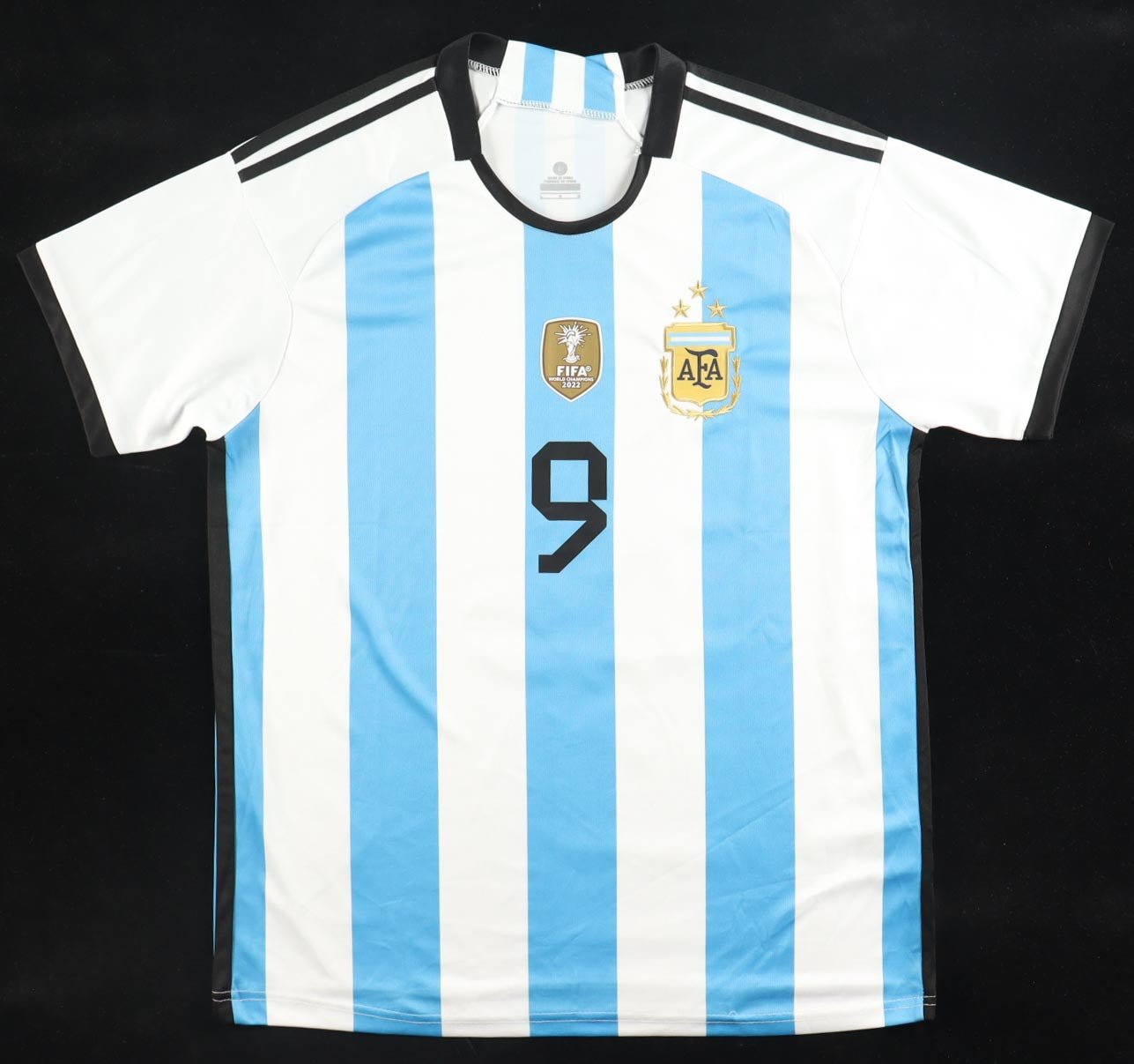 Julian Alvarez Signed Argentina National Team Jersey Beckett Authenticated Size L - Price Is Right Miami
