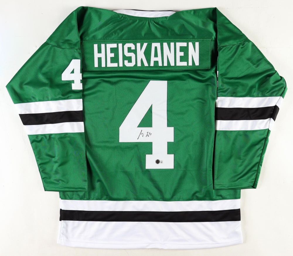 Miro Heiskanen Signed Jersey (Beckett)