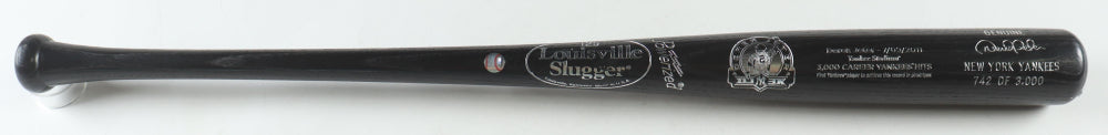 Derek Jeter LE Louisville Slugger 3000th Hit Commemorative Baseball Bat