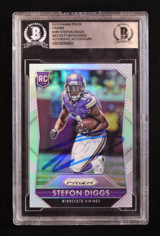 Stefon Diggs Signed 2015 Panini Prizm Prizms #285 RC (BGS)