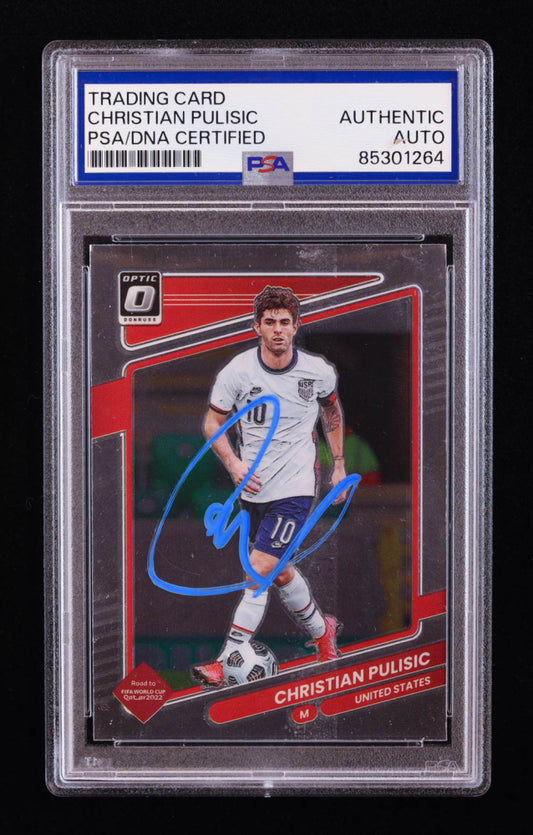 Christian Pulisic Signed 2021-22 Donruss Optic #160 (PSA)