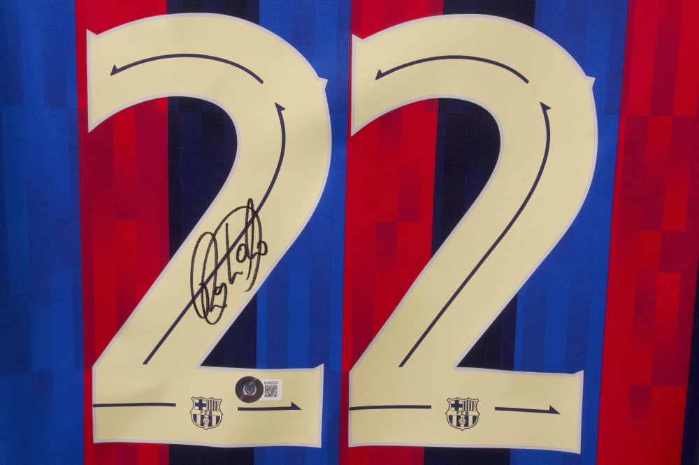 Raphinha Signed Barcelona Jersey (Beckett)