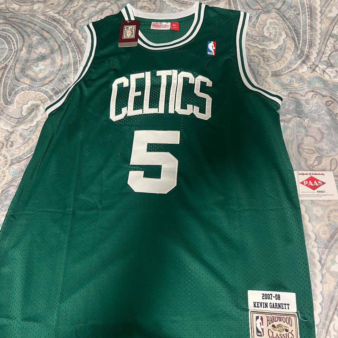 Autographed Boston Celtics Kevin Garnett Hardwood Classic - Price Is Right Miami