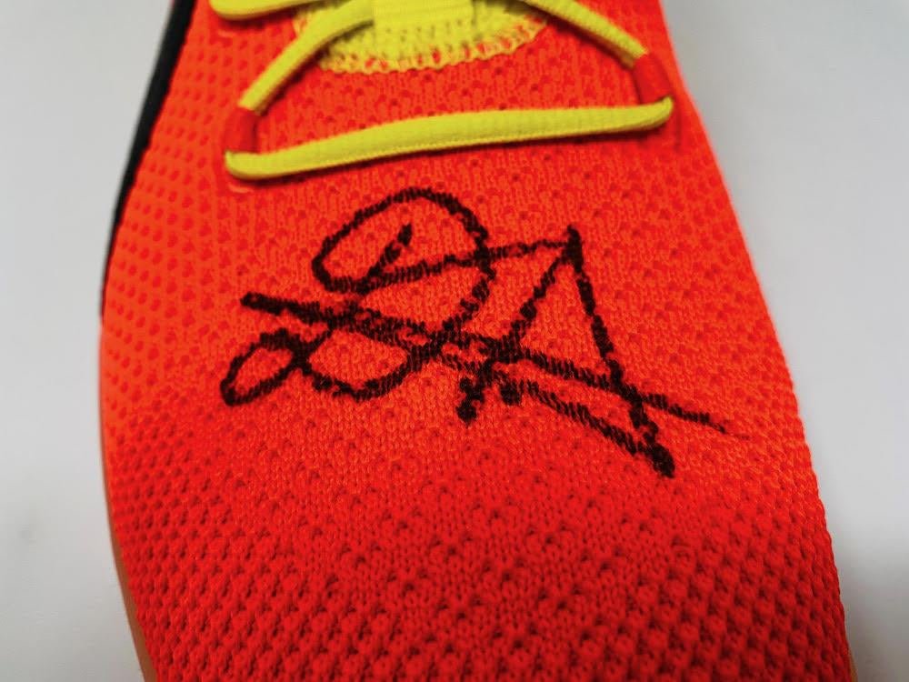 Deandre Ayton Signed Puma Clyde Basketball Shoes Inscribed 