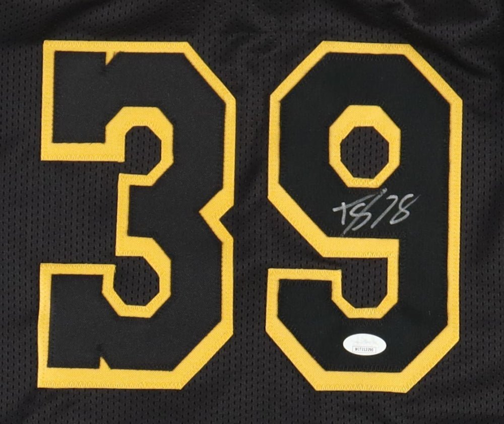Dwight Howard Signed Jersey (JSA) (view 2)