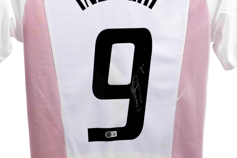 Filippo Inzaghi Signed AC Milan Jersey (Beckett) (view 2)