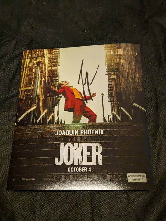 Joaquin Phoenix The Joker autographed 8x10 movie photo with COA - Price Is Right Miami