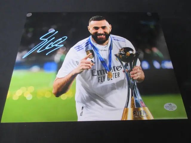 Karim Benzema Signed 8x10 Photo VSA COA (view 2)