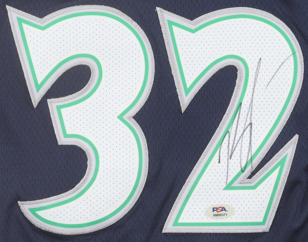 Karl-Anthony Towns Signed Jersey (PSA) Minnesota Timberwolves (view 2)