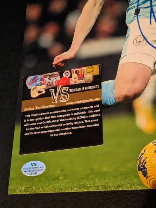 Kevin DeBruyne autographed 8x10 photo with coa - Price Is Right Miami