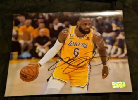 LeBron James Lakers Signed 8x10 Photo EUA COA - Price Is Right Miami