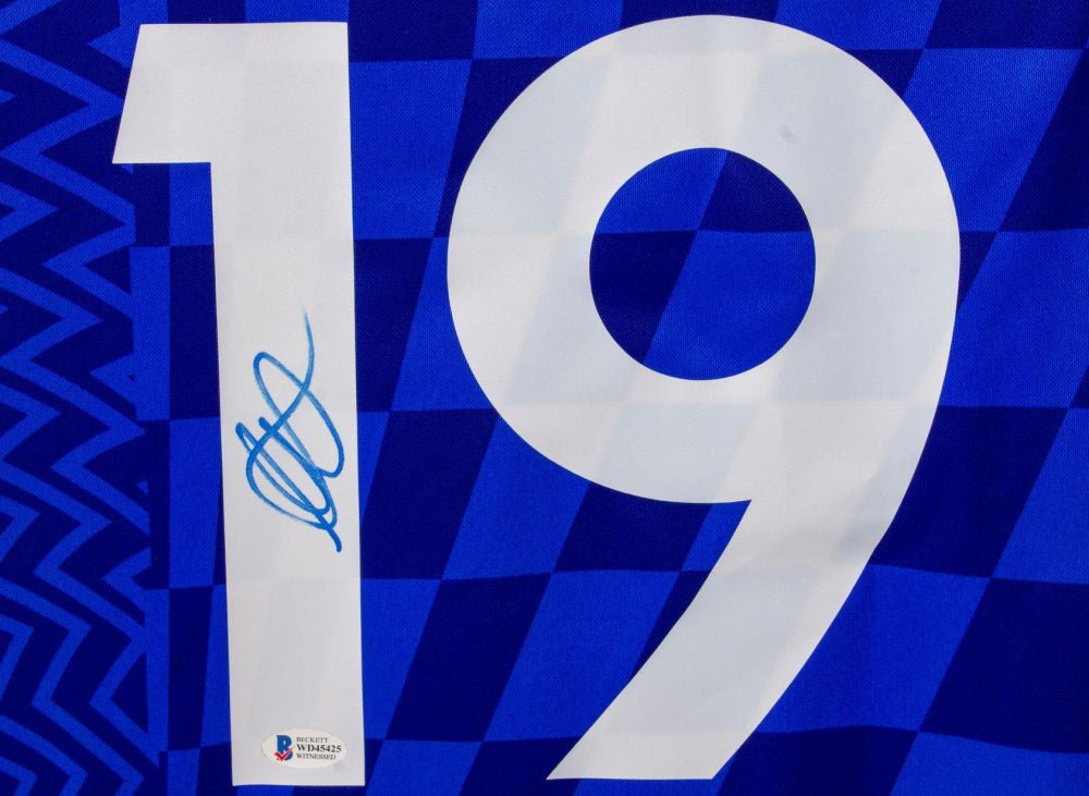 Mason Mount Signed Chelsea 2021 Home Jersey (Beckett) (view 2)