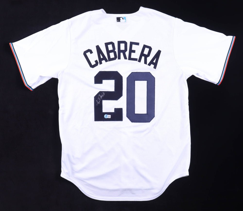 Miguel Cabrera Signed Jersey (Beckett) Miami Marlins (view 3)