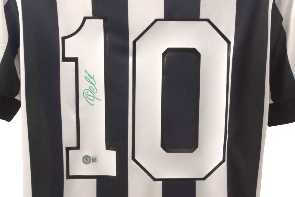 Pele Signed Santos Jersey (Beckett) (view 3)