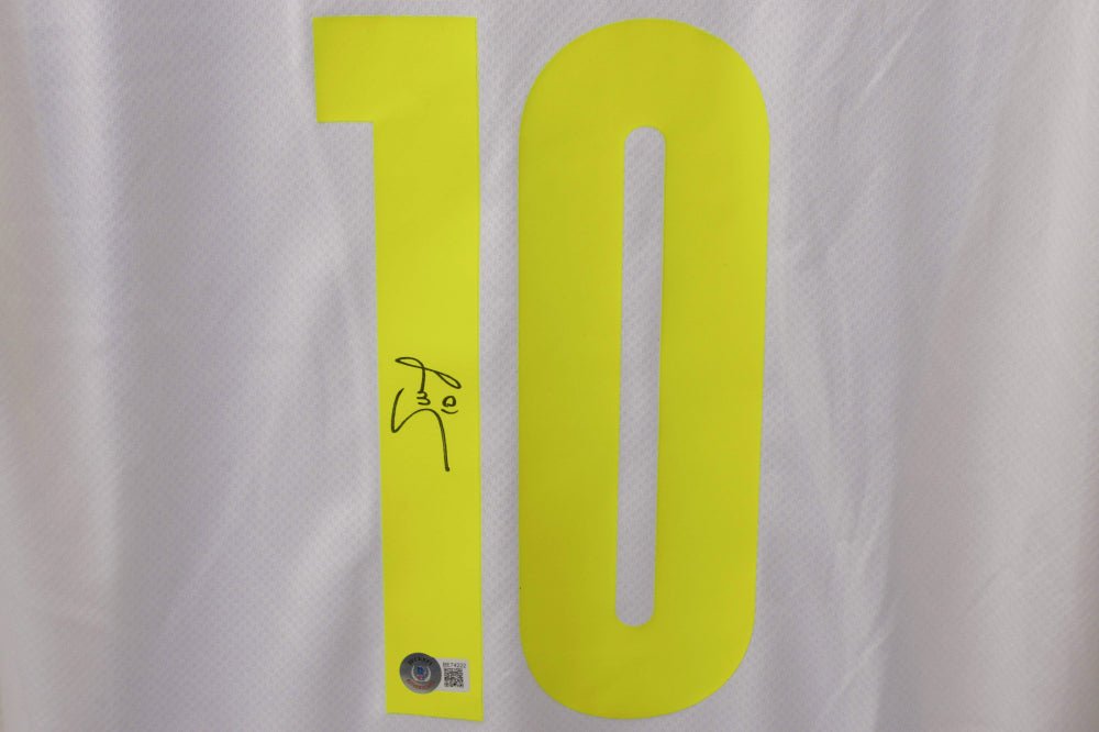 Sadio Mane Signed Senegal Jersey (Beckett) (view 2)