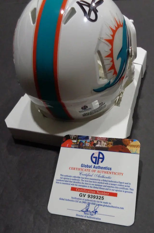 Tyreek Hill Miami Dolphins Autographed Riddell Mini Helmet GA coa - Price Is Right Miami