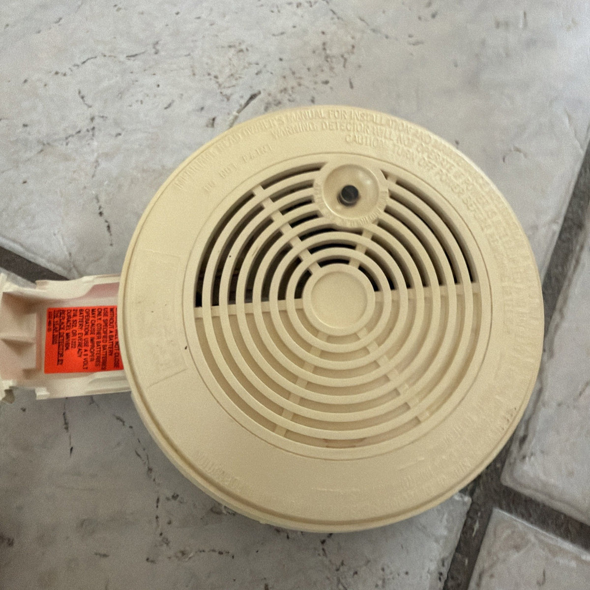 Lot of 4 BRK Hardwired Smoke Alarm Detectors with Battery Backup