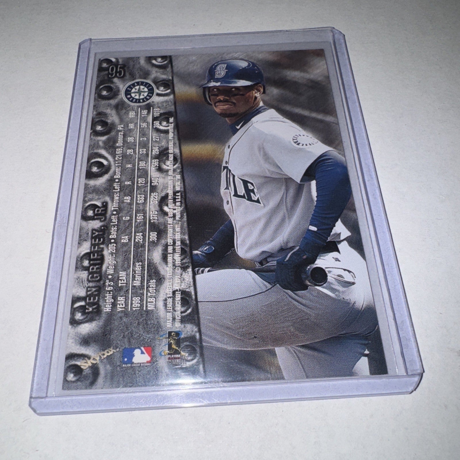 1999 Metal Universe #95 Ken Griffey Jr Baseball Card, Near Mint or Better - photo 2